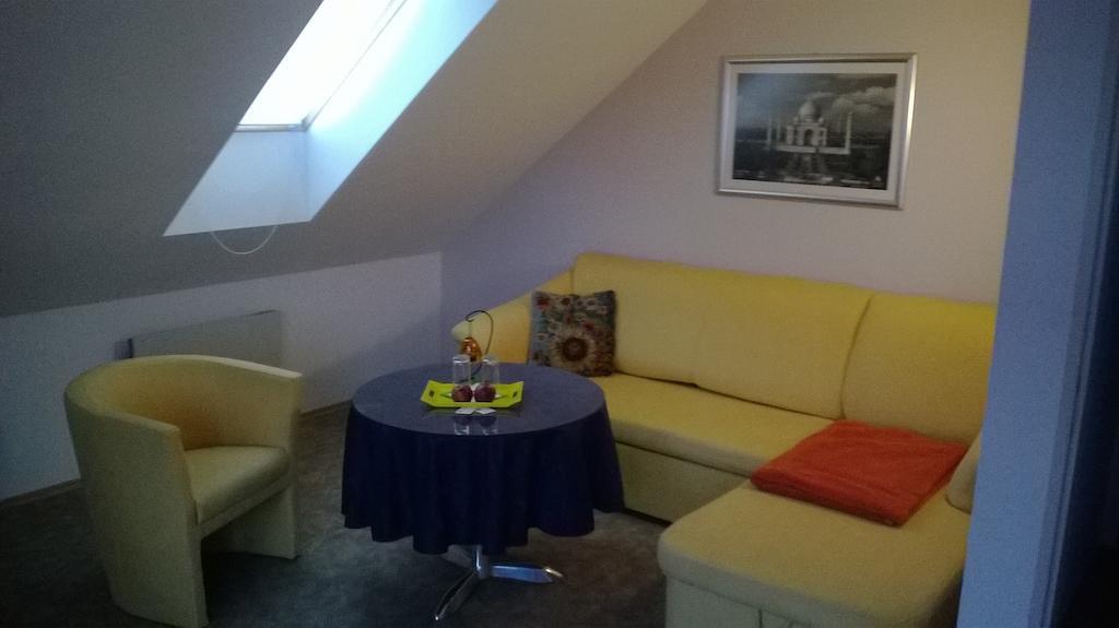 Beckov Platanus Bed & Breakfast 部屋 写真