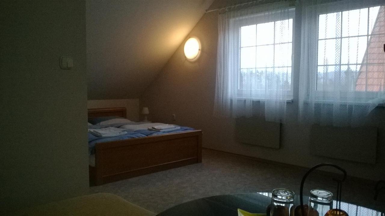 Beckov Platanus Bed & Breakfast エクステリア 写真